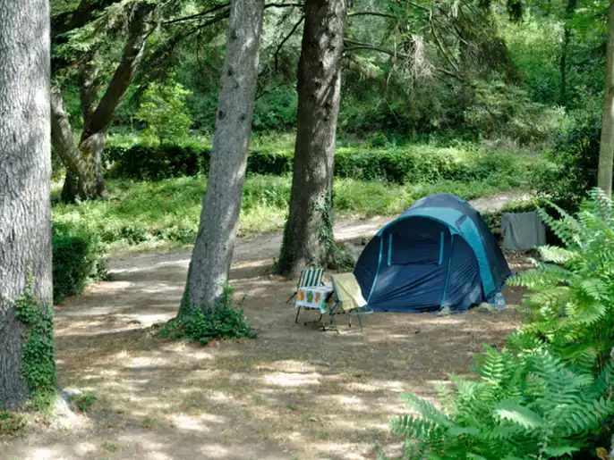 emplacements pour tentes de camping proche de Apt dans le Luberon