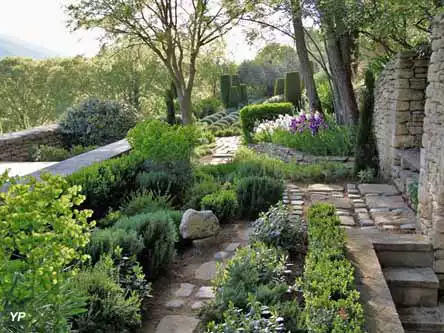 Jardin de la Louve à Bonnieux