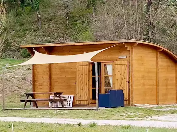 chalet en bois pour 4 personnes à Bonnieux dans le Luberon